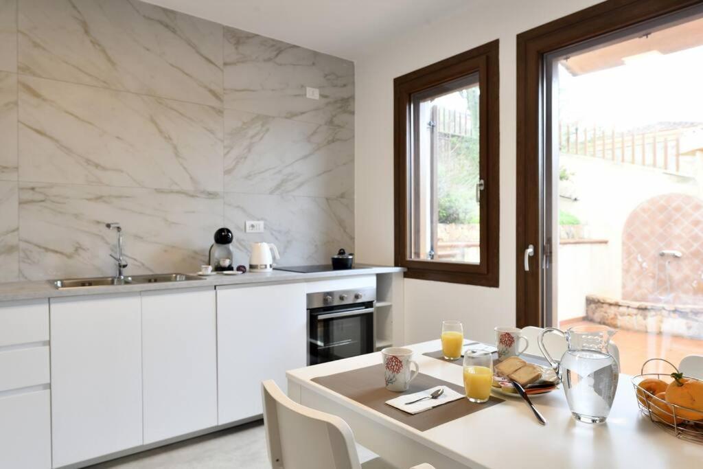 Amazing View - Exclusive Apartment Portu Frailis 아르바탁스 외부 사진