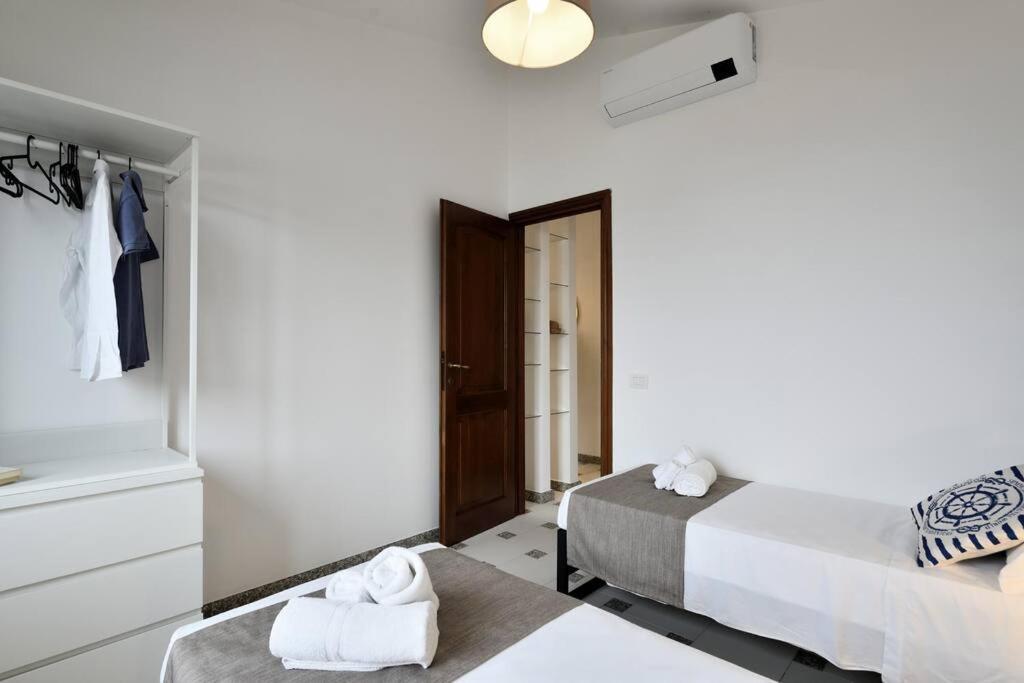 Amazing View - Exclusive Apartment Portu Frailis 아르바탁스 외부 사진